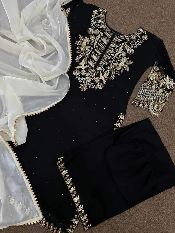 FANCY KURTI WITH BEAUTIFUL PLAZZO